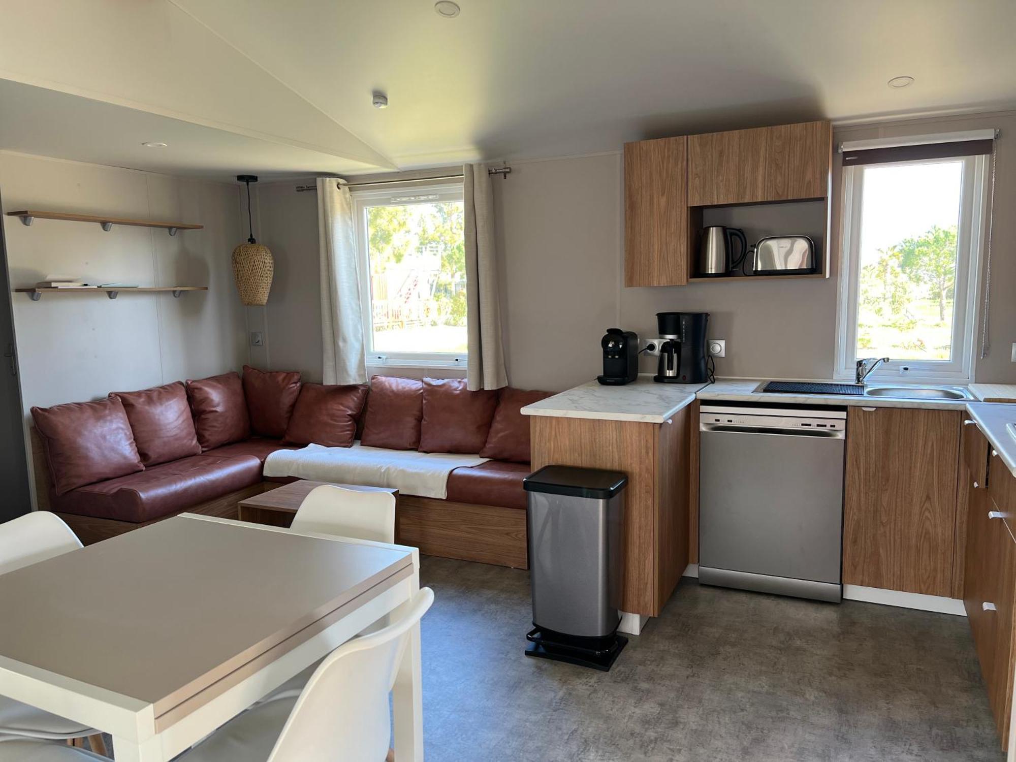 Mobil Home Neuf 6 P Climatise A Hyeres A 200 M De La Mer Dans Camping 4 Etoiles Εξωτερικό φωτογραφία